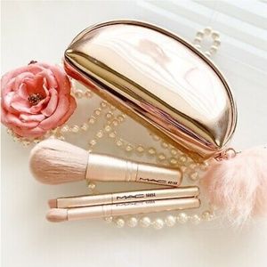 Mac SNOW BALL BRUSH KIT / MINI